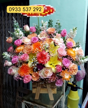 shop-hoa-chuc-mung-bao-lam